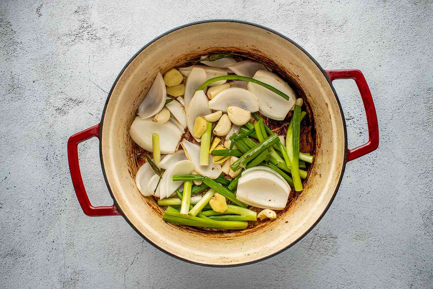 Aromatics for taiwanese beef noodle soup cooking in pot