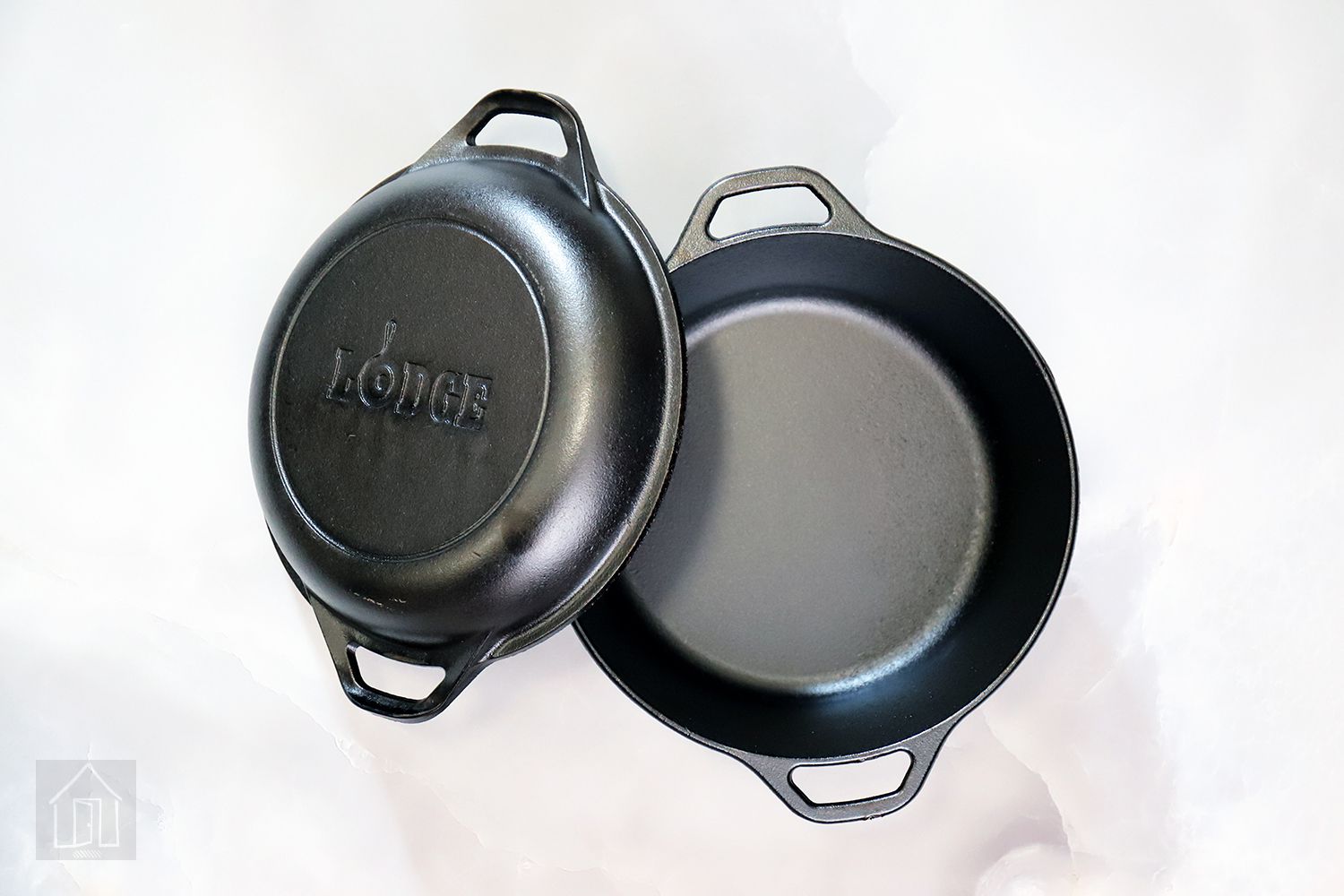 Lodge Cast Iron Double Dutch Oven