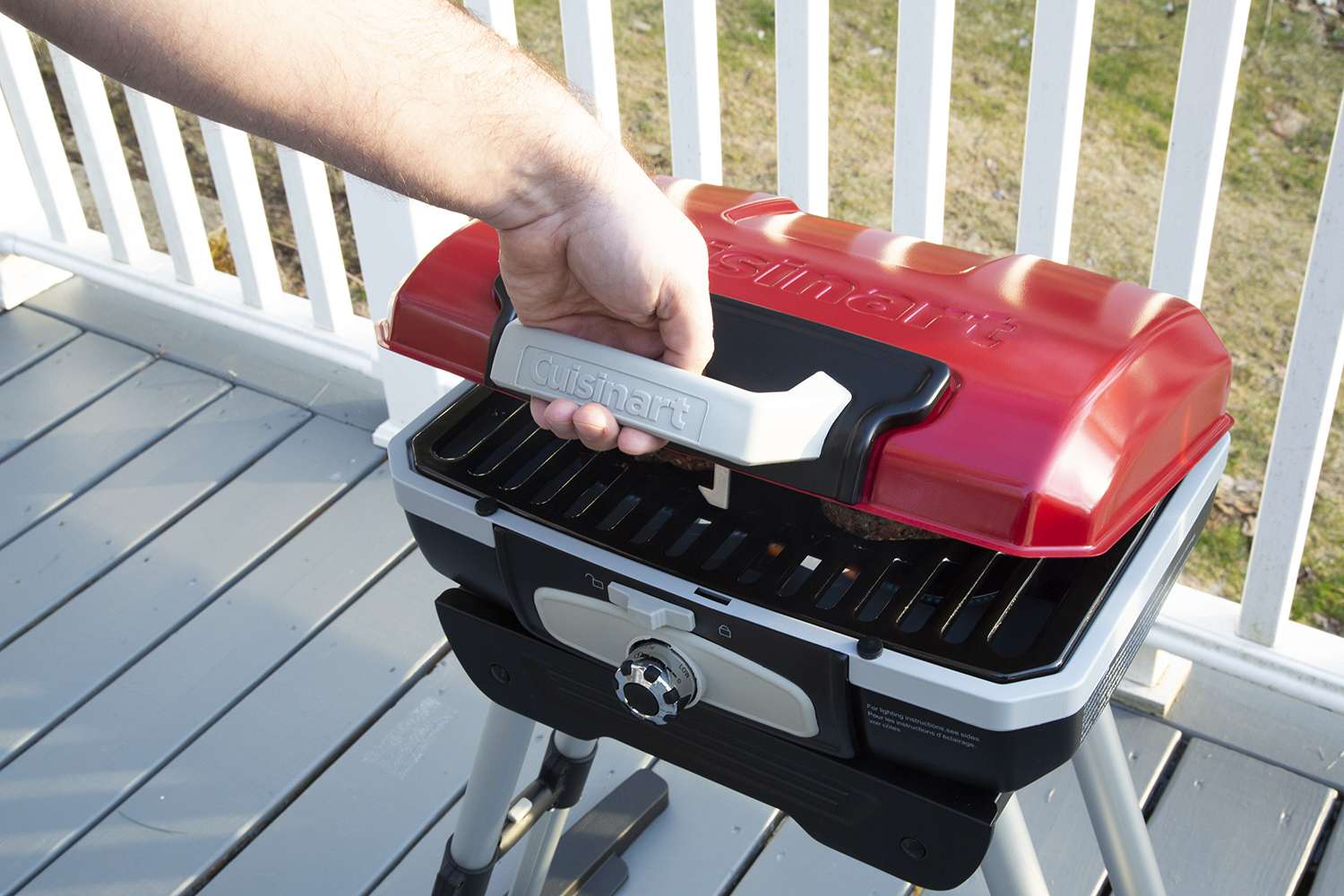 cuisinart-petit-gourmet-gas-grill-lid