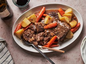 Easy Stovetop Pot Roast With Vegetables