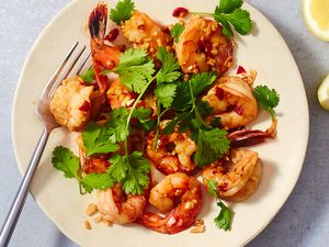 Easy Stir-Fried Thai Garlic Shrimp