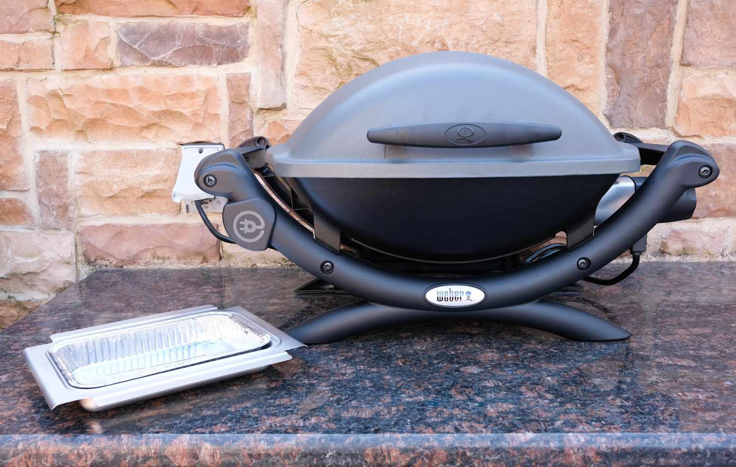 Weber Q1400 Electric Grill