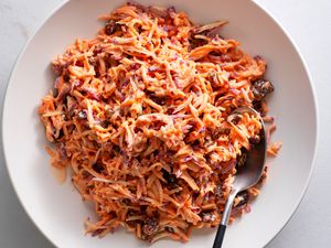 Classic Carrot Salad With Raisins