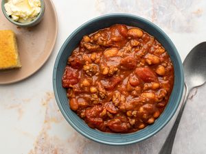 The Easiest Crock Pot Chili