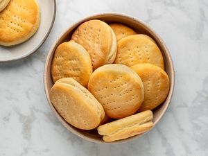 Hallullas: Chilean "Biscuits"