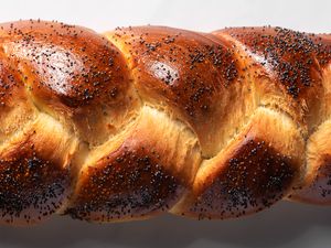 Braided Sabbath Bread (3-Egg Challah Bread)