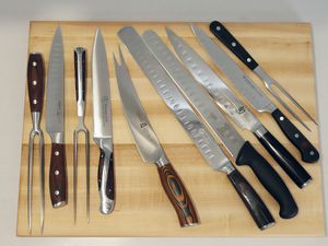 Carving knives