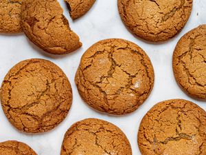 Chewy Gingerbread Cookies