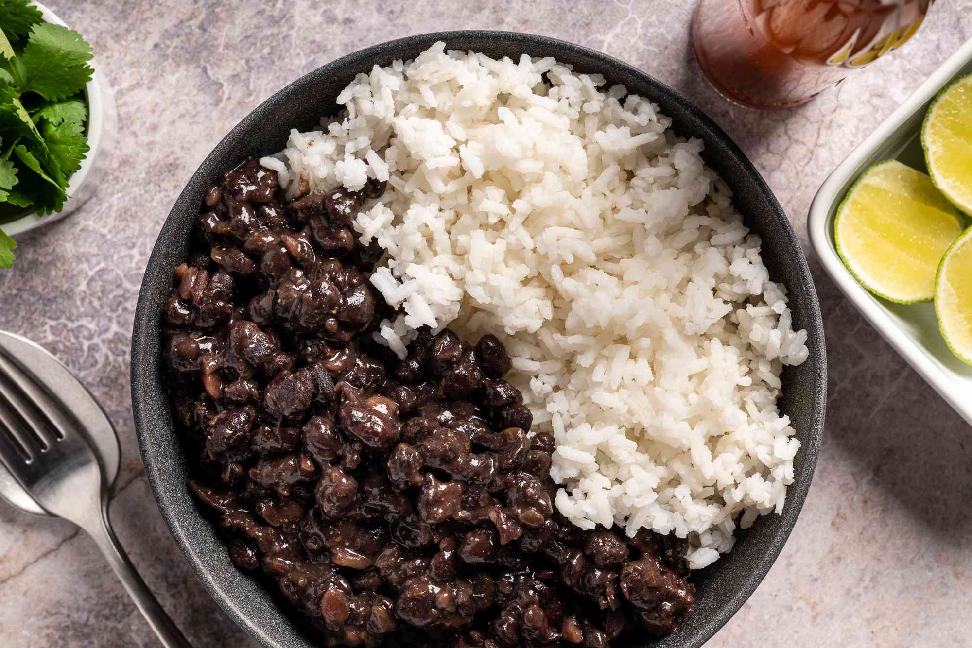 Moros y Cristianos (Black Beans and White Rice)