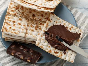 Chocolate Matzo