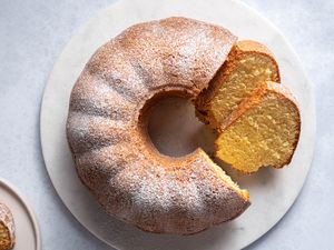 Moroccan Meskouta Orange Cake