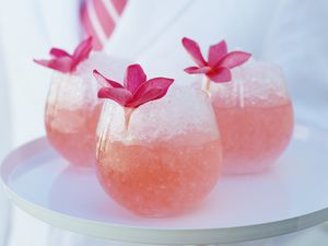 Blushing Rose Cocktail (aka TyKu's Blushing Geisha Cocktail)