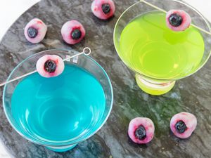 Creepy Lychee Eyeballs for Halloween Cocktails and Drinks