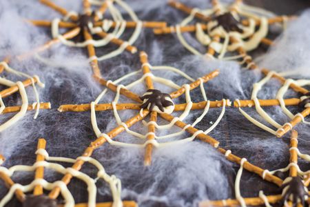 Spiderwebs candy