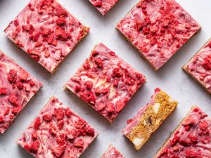 Ruby chocolate blondies