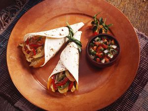 Fajitas in corn tortillas