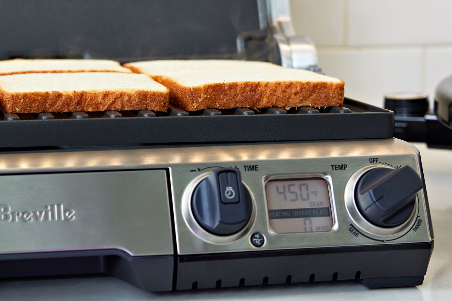 Closeup of bread slices toasting on the Breville BGR820XL The Smart Grill