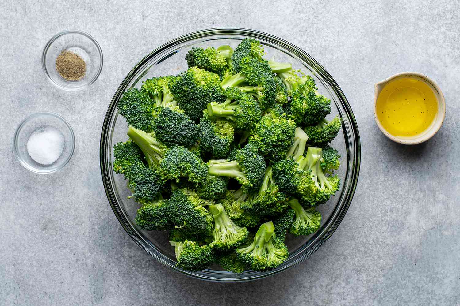 ingredients to make roasted broccoli