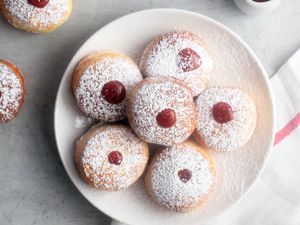 air-fryer-sufganiyot-4776497-14