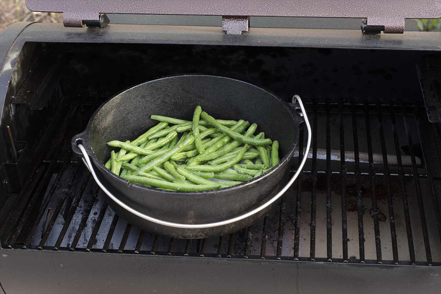  Camp Chef Classic 10-inch Dutch Oven