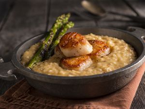 Scallops and grits