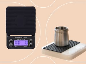 Coffee scales we recommend on a light brown background