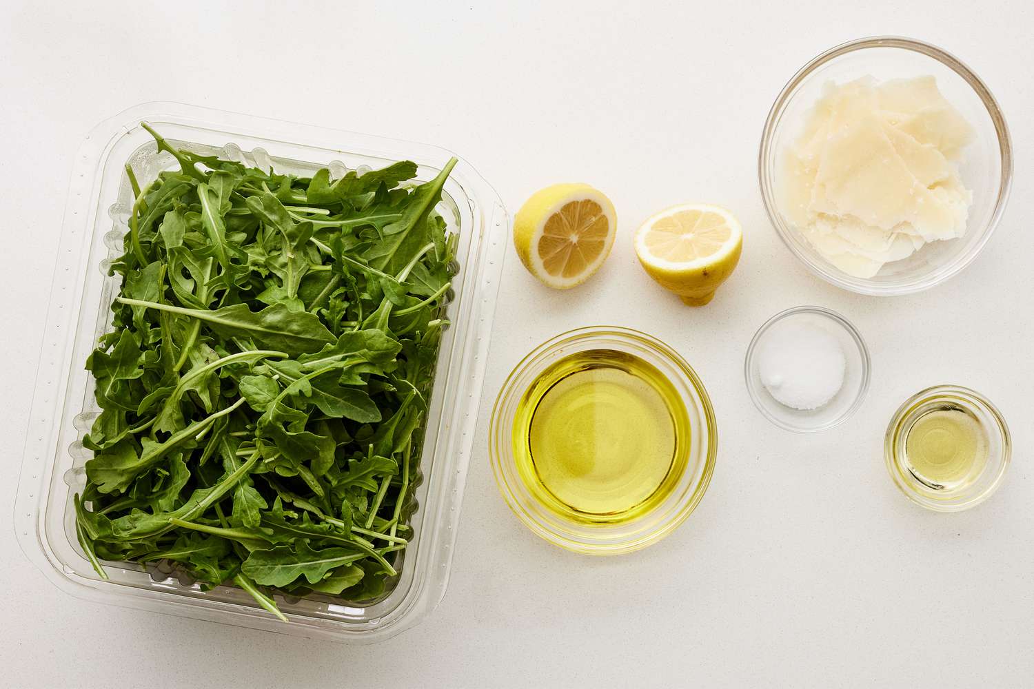 Ingredients to make arugula salad