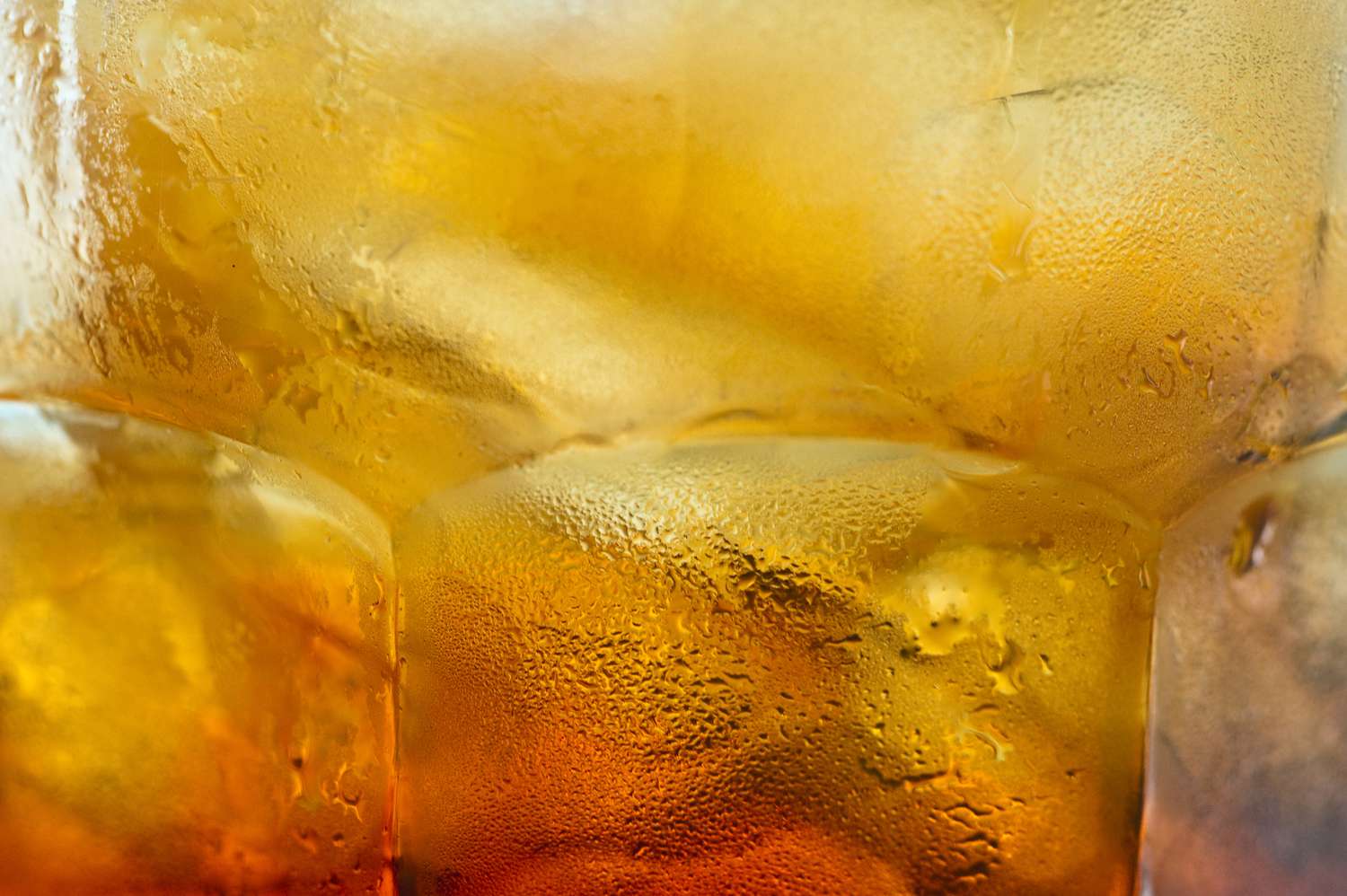 close up shot of iced tea in glass with ice