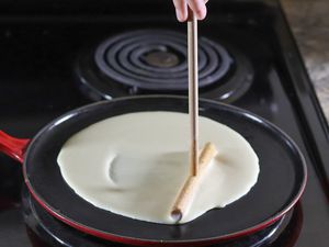 Le Creuset Cast Iron Crepe Pan