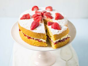 Victoria sponge cake