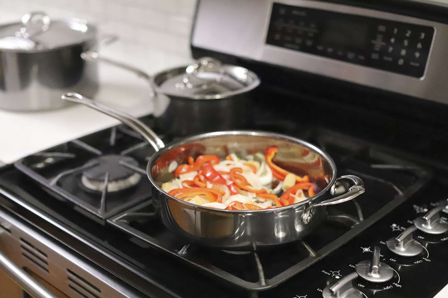 Sauteing peppers in the Hestan Nanobond saute pan