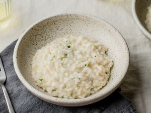 Creamy risotto for beginners in a bowl