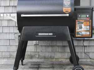 Traeger Ironwood 885