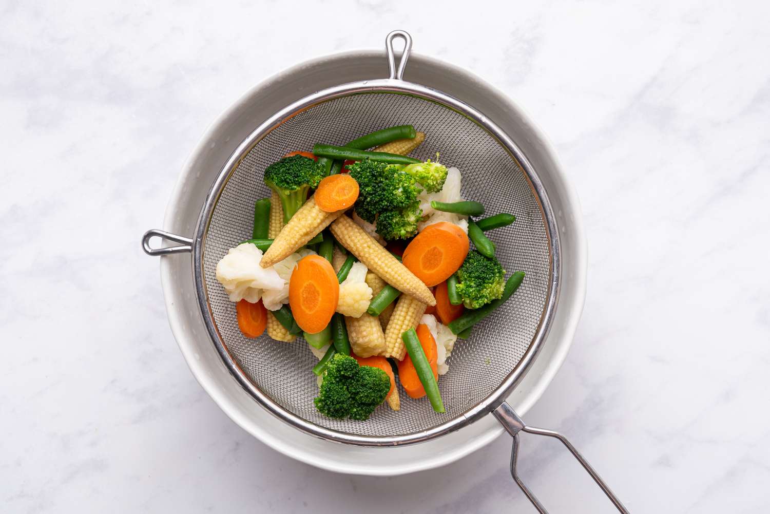 vegetables in a colander 