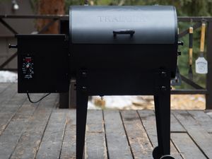 Traeger Tailgater Pellet Grill