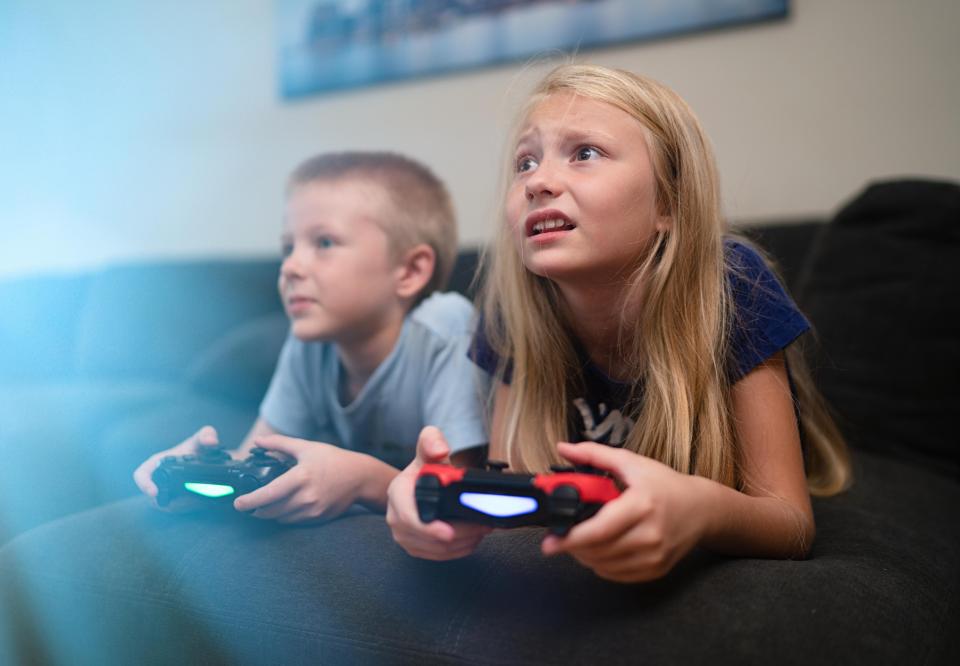  Girls who play video games are more likely to struggle to make friends than boys who play