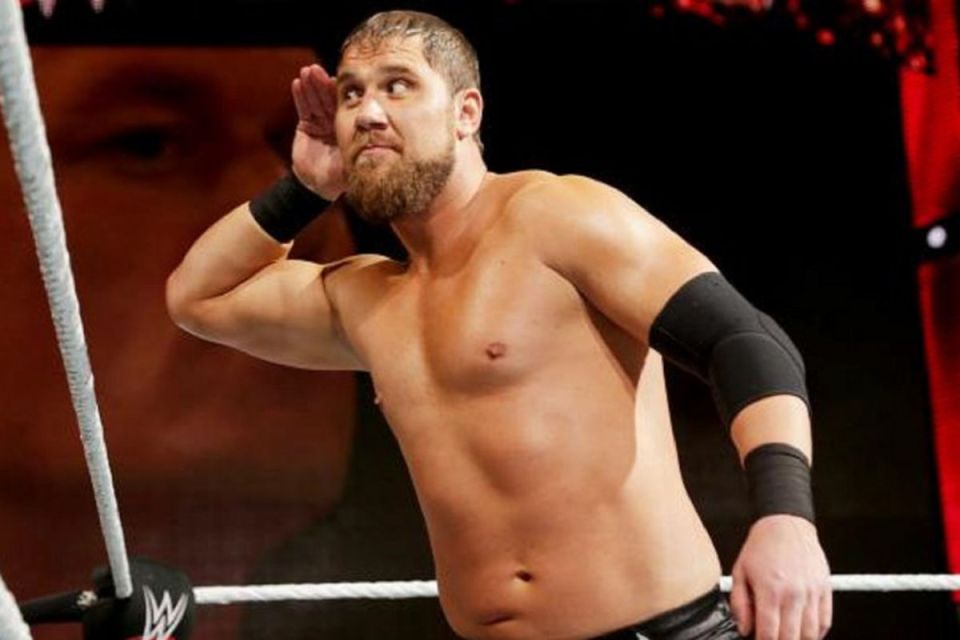  WWE star Curtis Axel was one of those to pay tribute to the late star