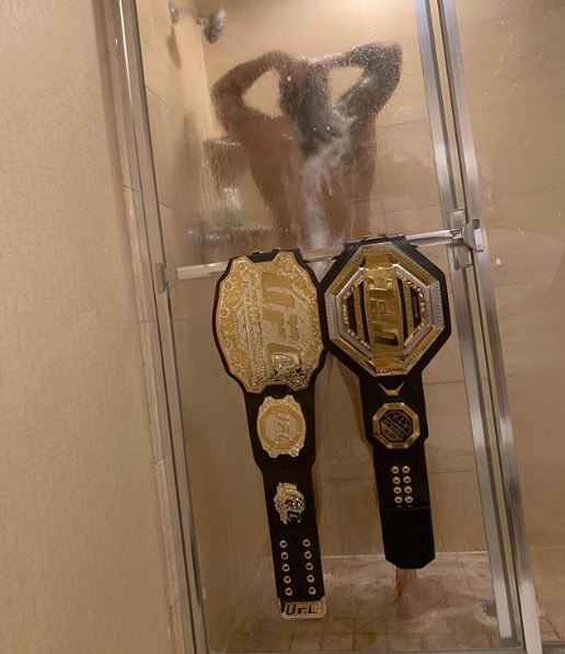  The two-weight world champion previously posted this steamy shower snap