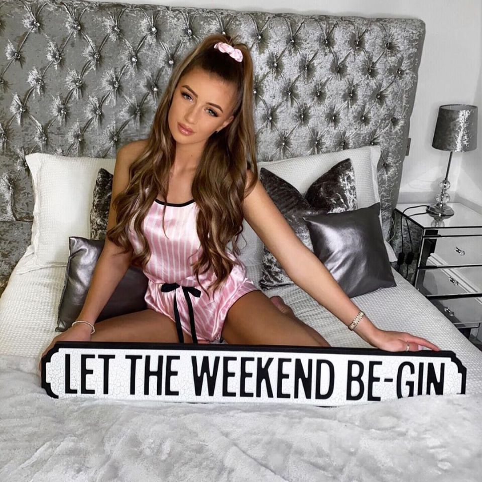 Love Island star Georgia Steel led the trend for these fake slogan street signs and the brand's matching velvet bedframe