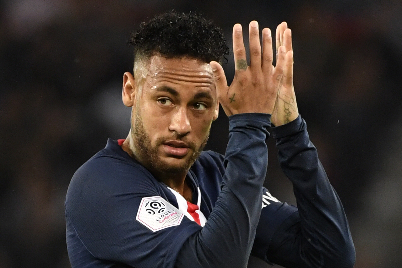  Neymar, who helped PSG defeat Borussia Dortmund the last 16 of the Champions League, wants the Paris club to win the trophy this season