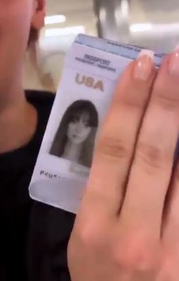 Alisha Marie said staff nearly didn't believe it was her after taking a "hot" passport photo