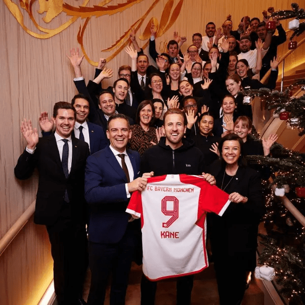 Harry Kane said farewell to hotel staff just before New Year