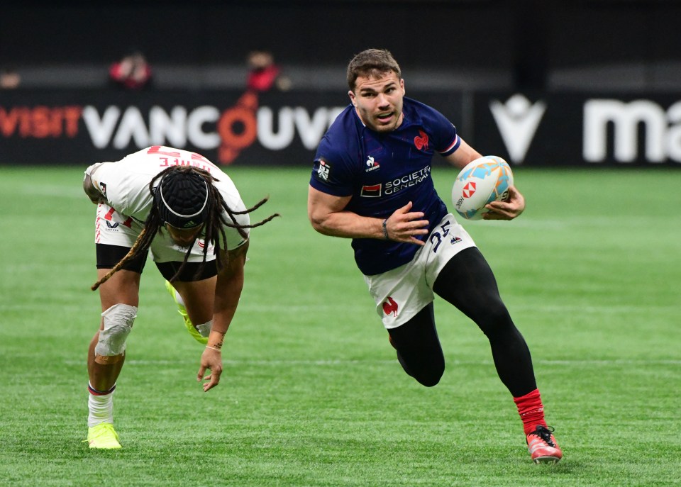 France’s Antoine Dupont has ditched the Six Nations to play sevens