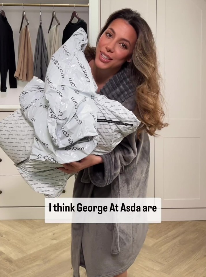 A fashion fan has revealed that she recently did an Asda clothing haul, and got her hands on a variety of cheap buys, perfect for summer