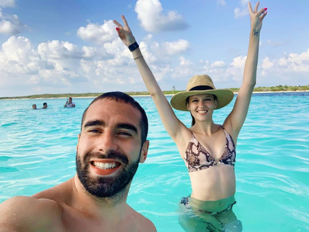 Daphne Canizares enjoying a swim with Dani Carvajal