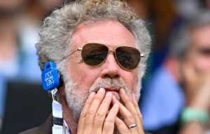 Major Hollywood actor looks unrecognisable as he enjoys Wimbledon semi-finals