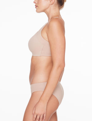 ComfortStretch Smoothing Wireless Bra