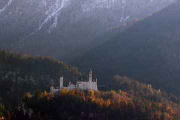 Neuschwanstein Castle in autumn