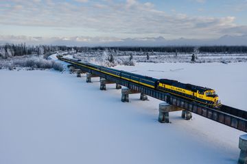 Aurora Winter Train: Anchorage to Talkeetna and Fairbanks
