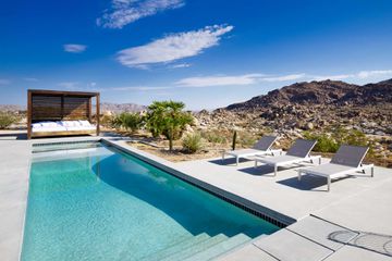 Pool at Joshua Tree Country Club 